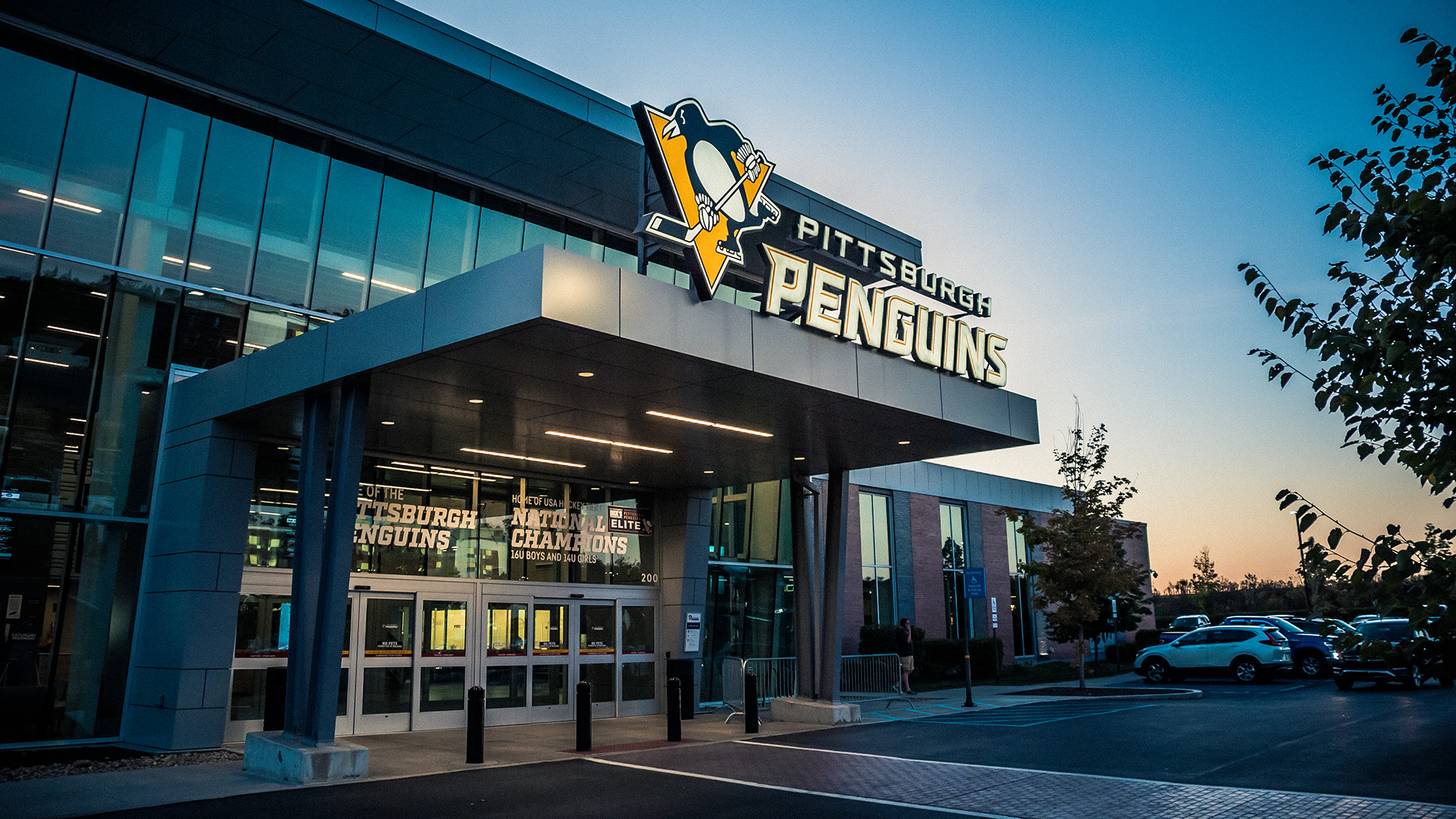 Upmc Mario Lemieux Sports Complex Clista Electric